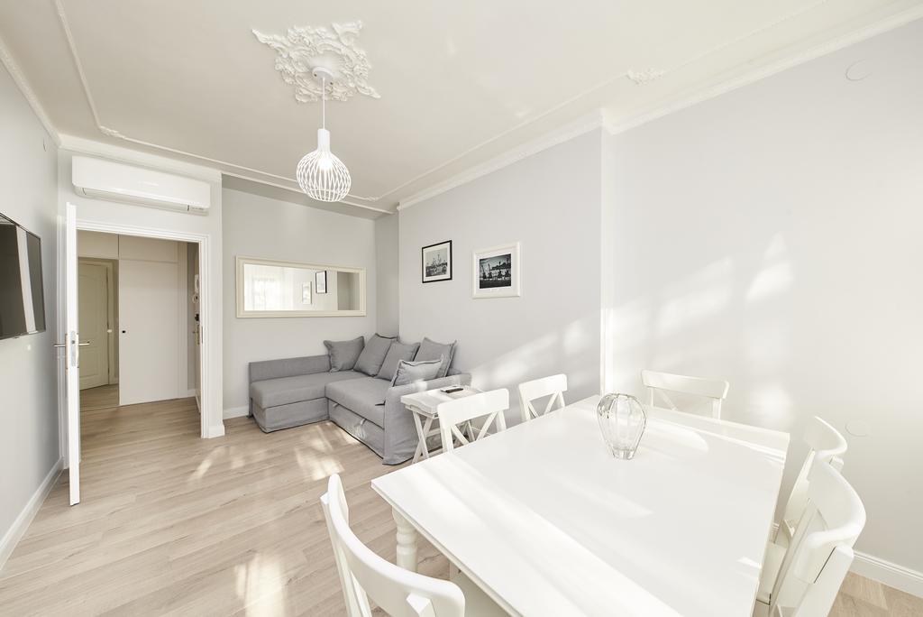 Royal City Centre Apartment